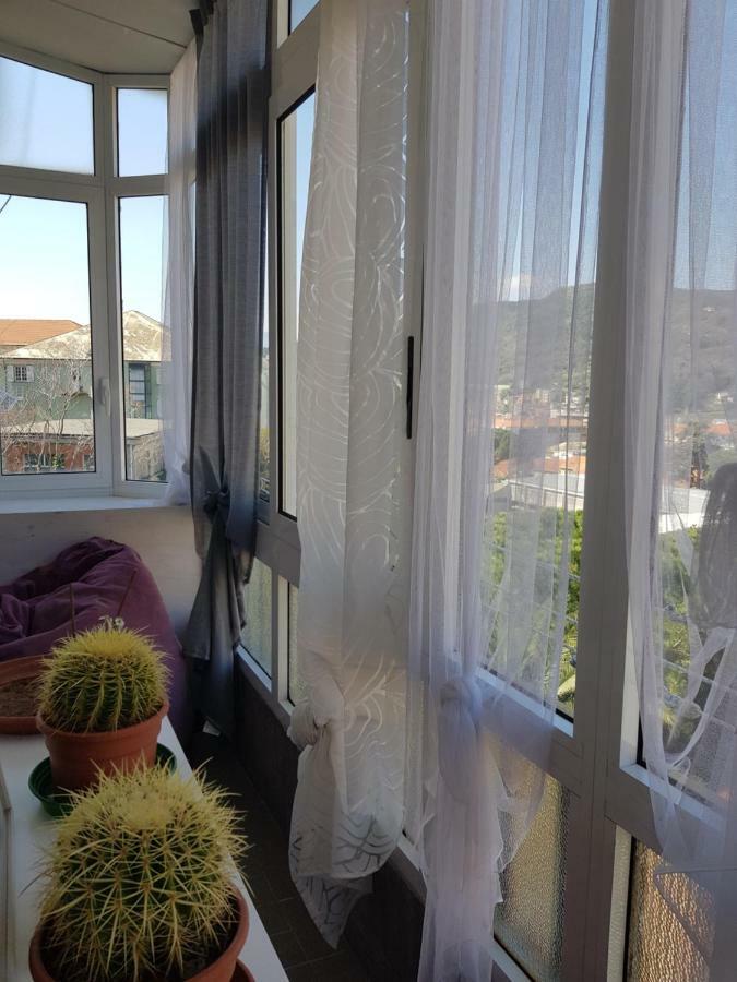 Romantica Fuga Con Vista Panoramica Sulla Citta Di Savona Apartment Exterior photo